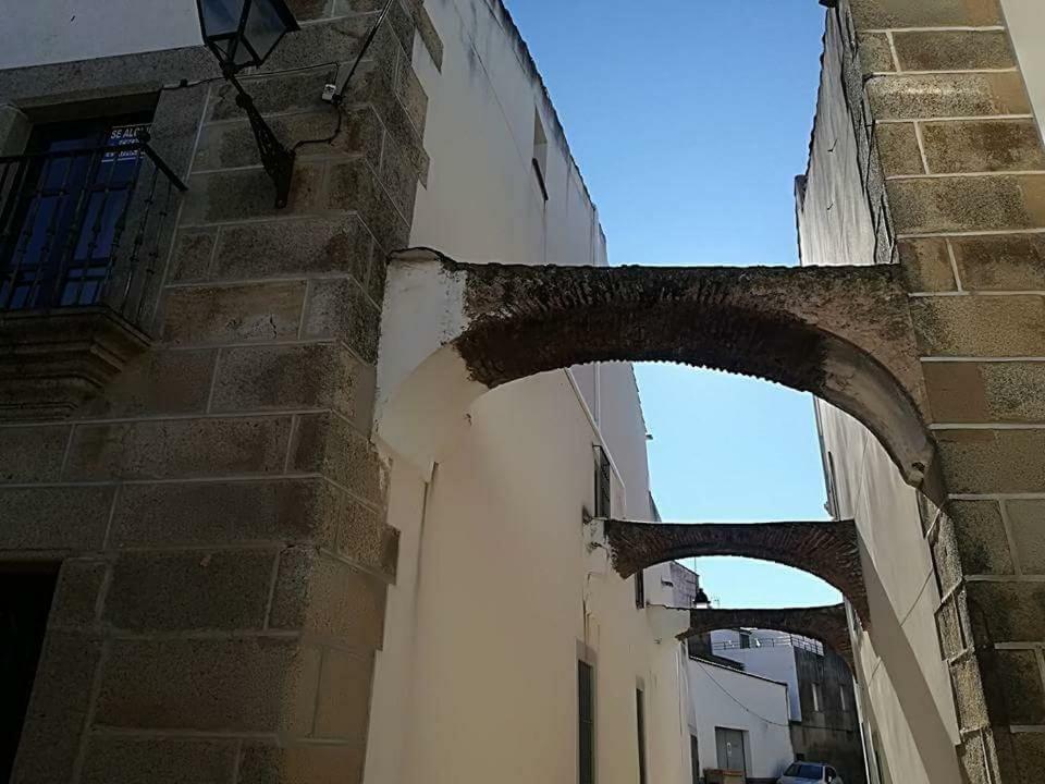 Apartamentos Andrada Casar de Cáceres Kültér fotó